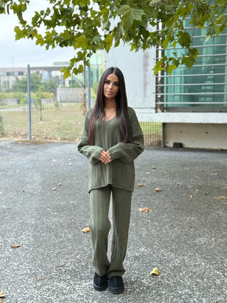 ENSEMBLE NINAH KAKI